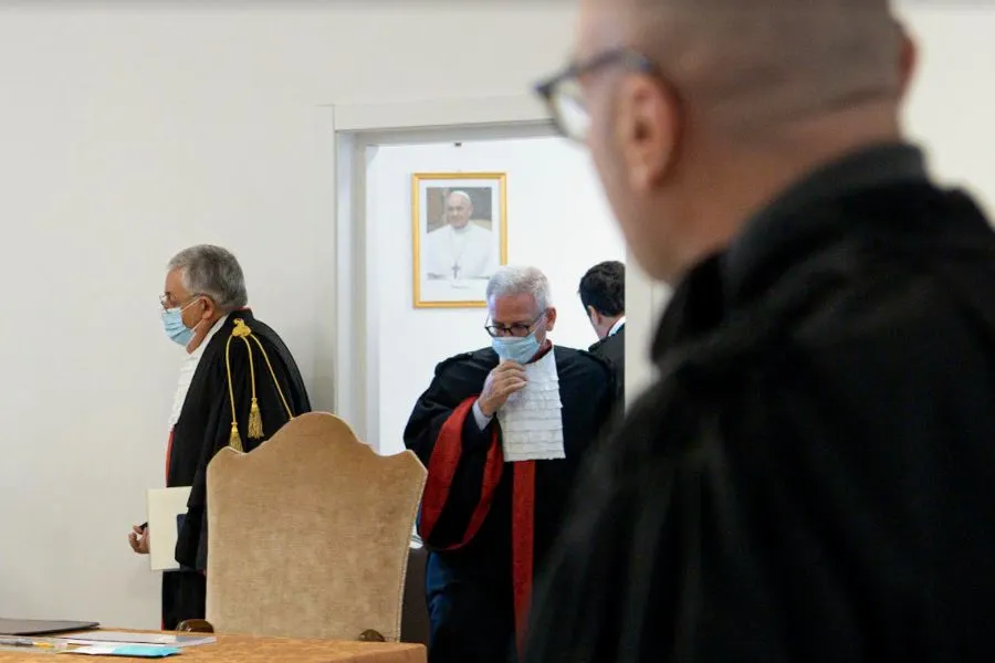 Cardinal Angelo Becciu’s Trial (2021): A Prince of the Church Falls in the Courtroom
