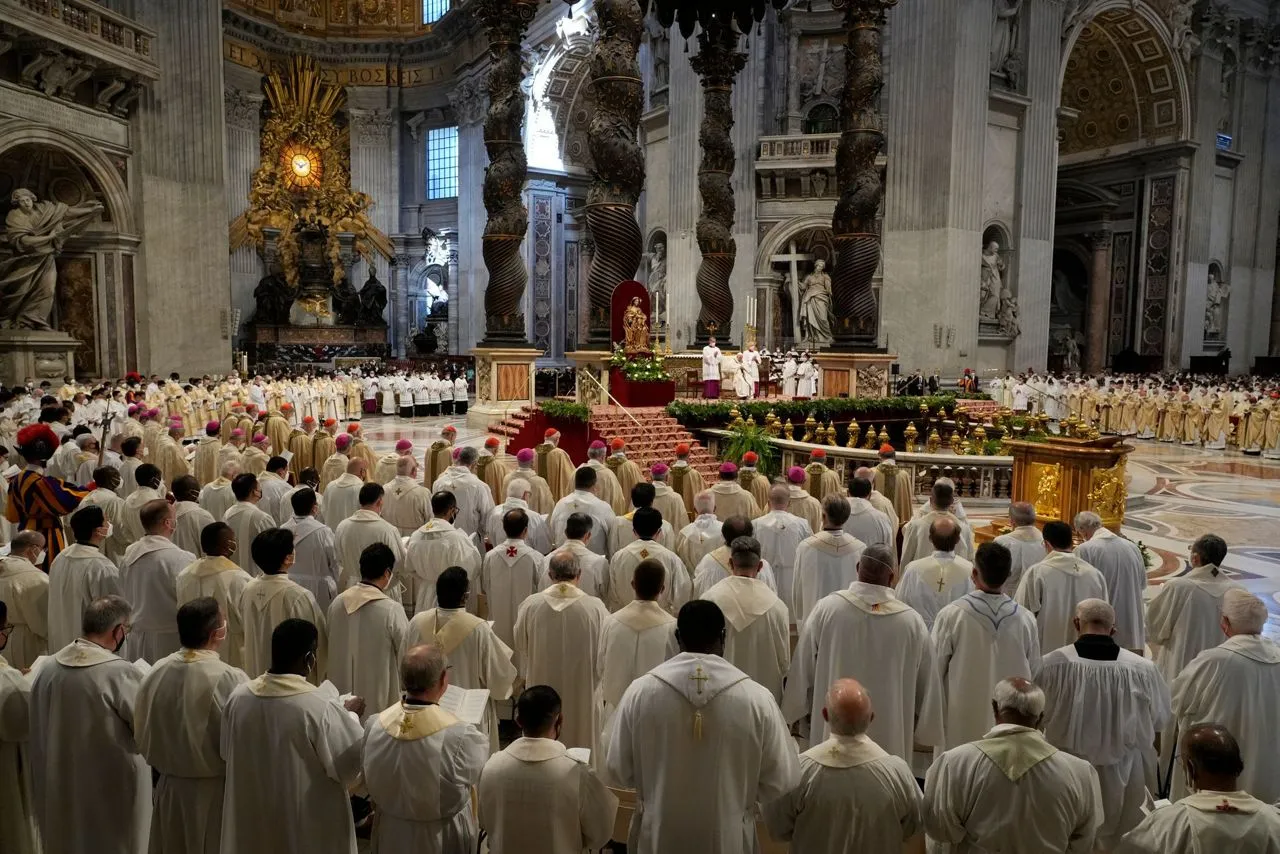 Holy Chaos: Vatican Faces Allegations of Financial Mismanagement in 2022–2023