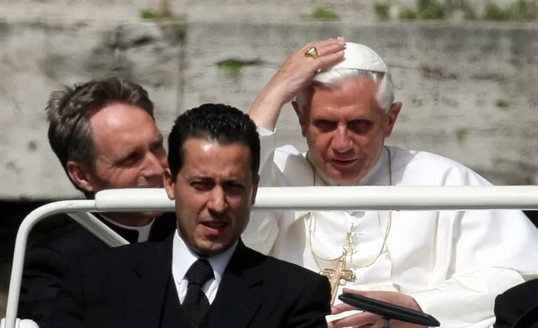 Vatileaks I: Secrets, Scandals, and the Pope’s Butler Who Shattered the Vatican