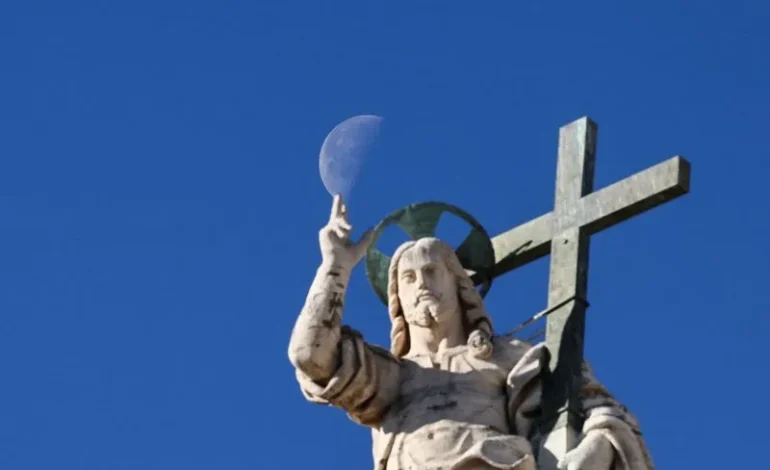 Vatican Declares No Evidence of Jesus’ Apparitions on French Hill