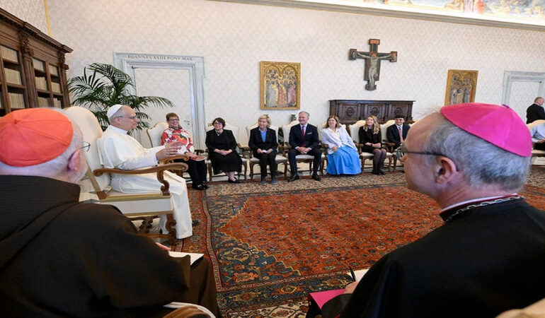 Vatican Polls Show Growing Support for Transparency