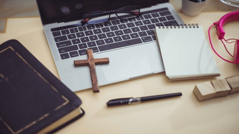 Modern Catechism Incorporates Technology and Faith