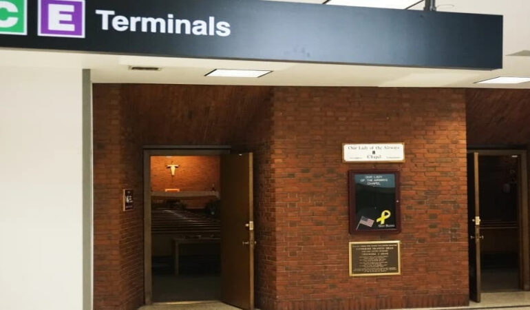 Airport Chapels Offer Quiet Continuity as Faith Practices Adapt to Modern Travel