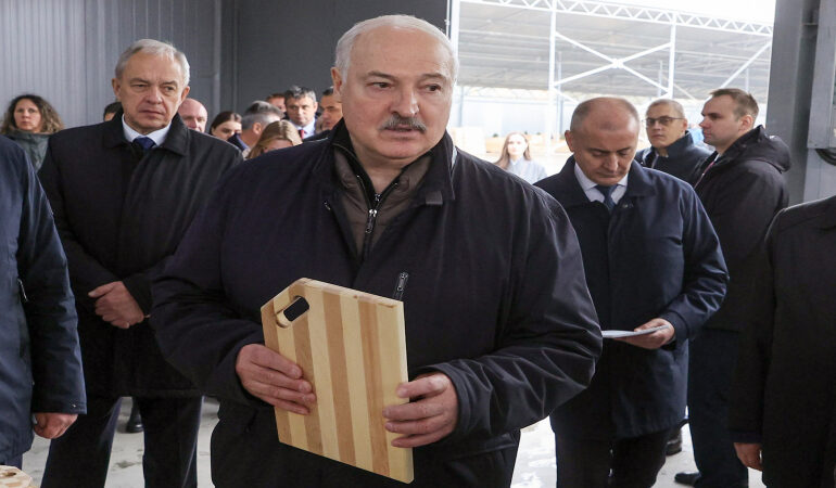 Belarus Releases Two Catholic Priests Following Renewed Dialogue with the Holy See