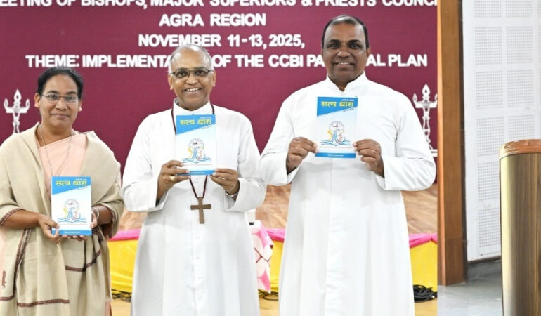 Varanasi Diocese Unveils 2026 Hindi Bible Diary to Guide Faith Formation