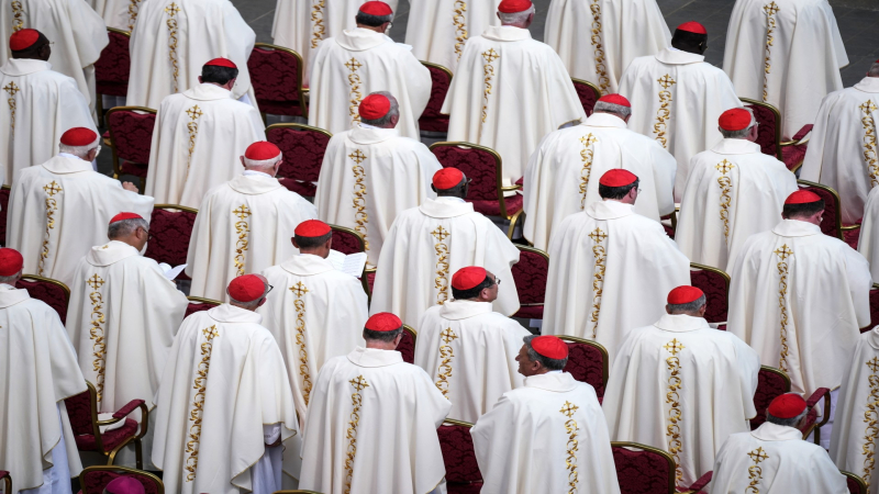 Vatican officials under investigation for offshore accounts