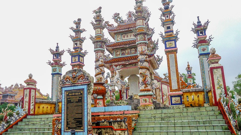Vietnam’s City of Tombs Reflects Enduring Faith and Ancestral Devotion