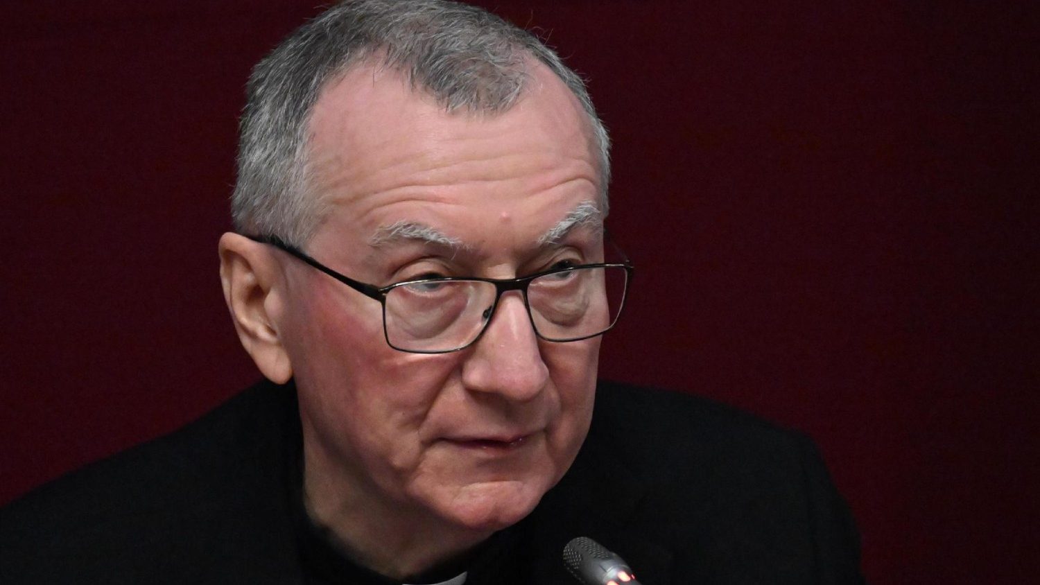 Cardinal Parolin Calls for Global Unity to Protect Children’s Dignity in the Age of Artificial Intelligence