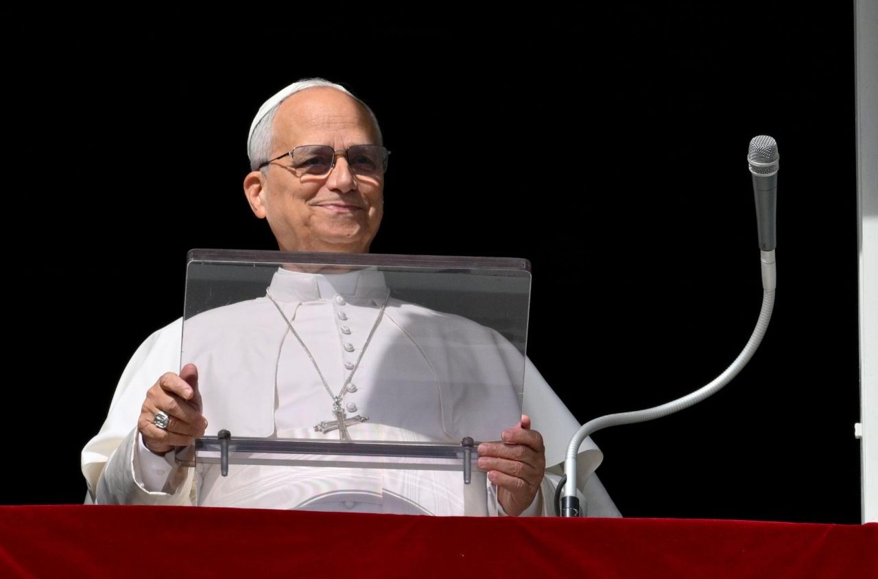 Pope Leo XIV Reflects on Memory, Resurrection, and Hope During Angelus Address