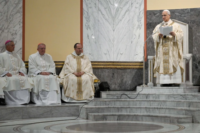Pope Leo Urges Benedictines to Face Modern Challenges Through Prayer, Study, and Holiness