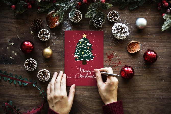 Christmas Cards Carry a Quiet Appeal Into Clinic Workplaces