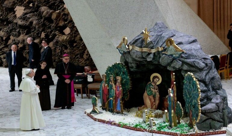 Pope Calls for End to Antisemitic Violence