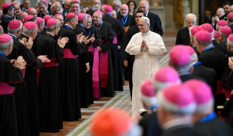 Pope Leo XIV’s Early Signals on Global Pastoral Unity From Rome to the Peripheries