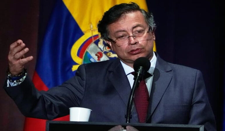 Priest Caught Between Violence and Conscience in Colombia