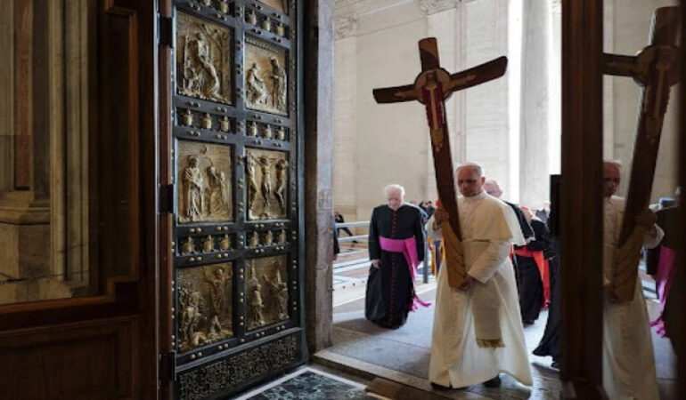 Rome Sets Dates to Close Jubilee Holy Doors