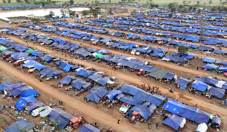 Catholic Bishops Urge Restraint as Border Violence Displaces Thousands