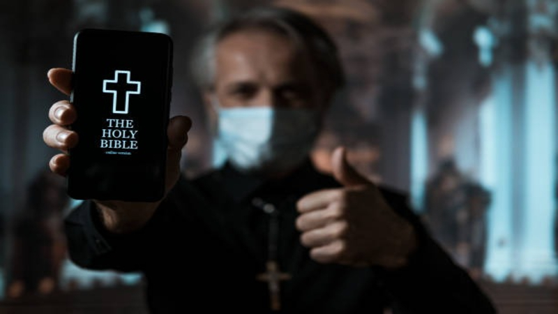 The Church and Moral Theology in a Digital Age: Experts Debate Ethical Boundaries