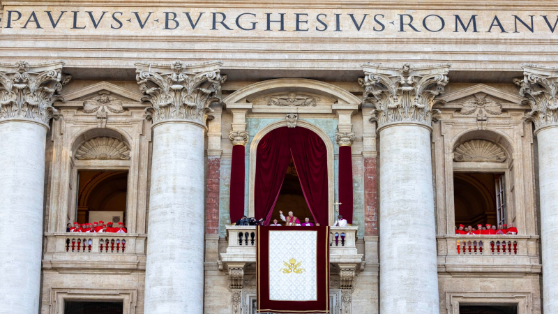 The Balance Between Central Authority and Local Autonomy in Rome