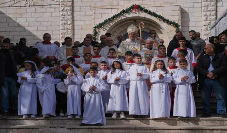 Gaza Christians Hold Christmas Faith Amid Ceasefire Fragility