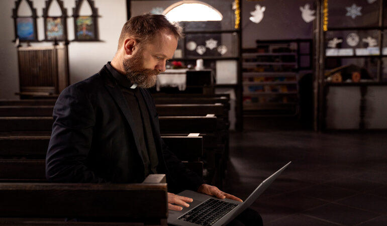 Church finance offices explore blockchain-based transparency tools