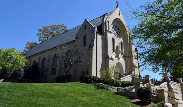 Liturgical Authority Questioned in Charlotte Clergy Appeal