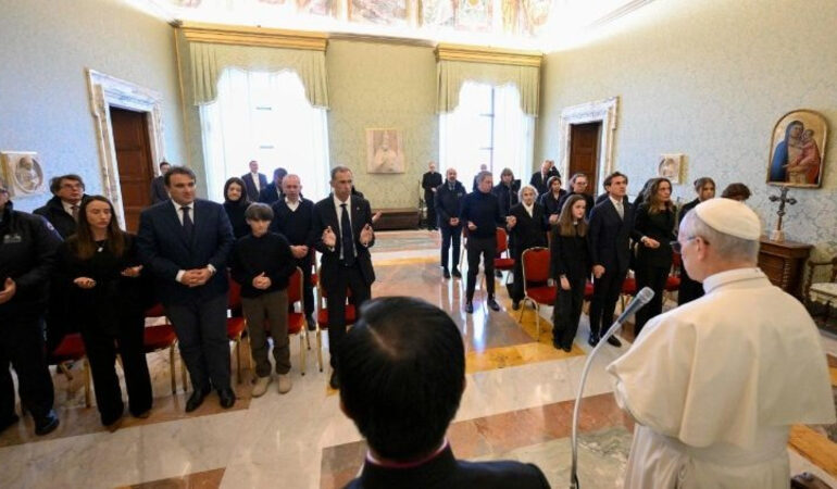 Pope Leo Offers Quiet Consolation to Grieving Families