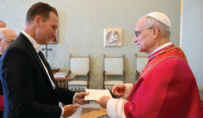 US Ambassador Sees Potential for Catholic Moment Under Pope Leo XIV