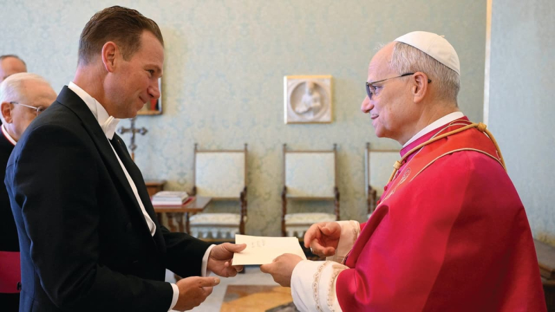 US Ambassador Sees Potential for Catholic Moment Under Pope Leo XIV