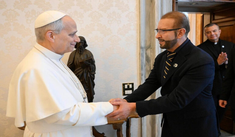 Pope Leo XIV Receives ESNE Founder Noel Díaz at Vatican