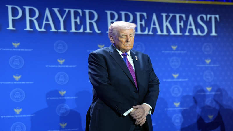 Faith and Politics Collide as Dueling Prayer Breakfasts Expose Divide Over Trump’s Immigration Agenda