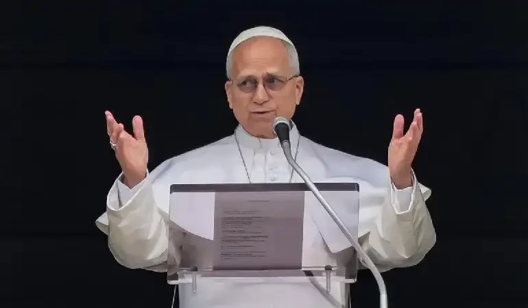 Pope Leo XIV Appeals for Humanitarian Access in Conflict Zones During Sunday Angelus Address