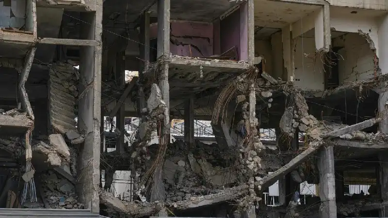 Middle East Conflict Intensifies as Strikes Near Holy Sites Raise Global Concern