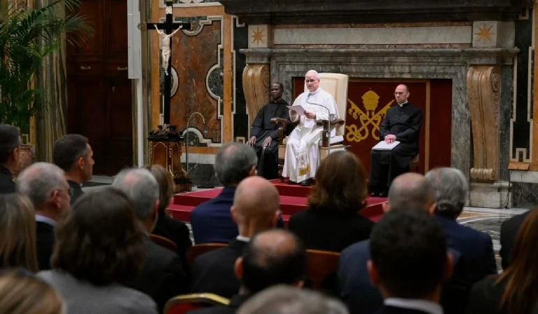 Pope Leo XIV urges ethical care and patient dignity in address to transplant professionals