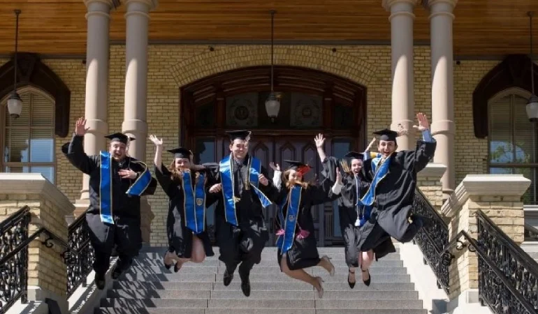 Catholic universities expand financial aid efforts to address rising cost of higher education