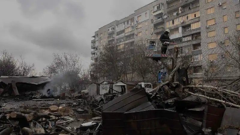 Russia Launches New Eastern Ukraine Offensive as Battlefield Dynamics Intensify