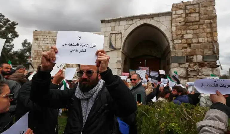 Damascus Alcohol Restrictions Spark Protests as Concerns Grow Over Religious Freedoms