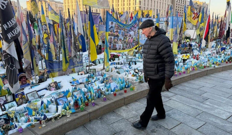 Cardinal Radcliffe in Ukraine Calls Christians to Be Witnesses of Hope Amid War