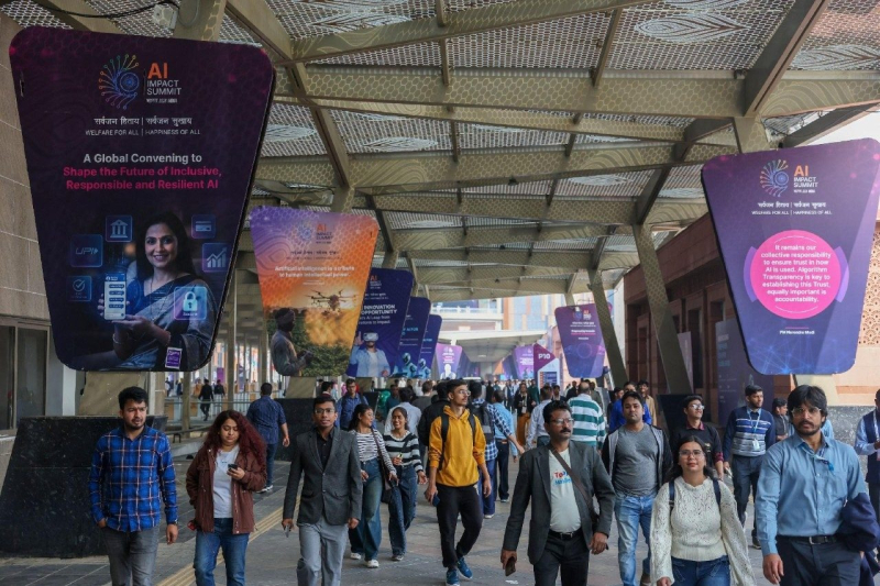 AI Development Raises Ethical Questions as Experts Warn of Workforce Replacement