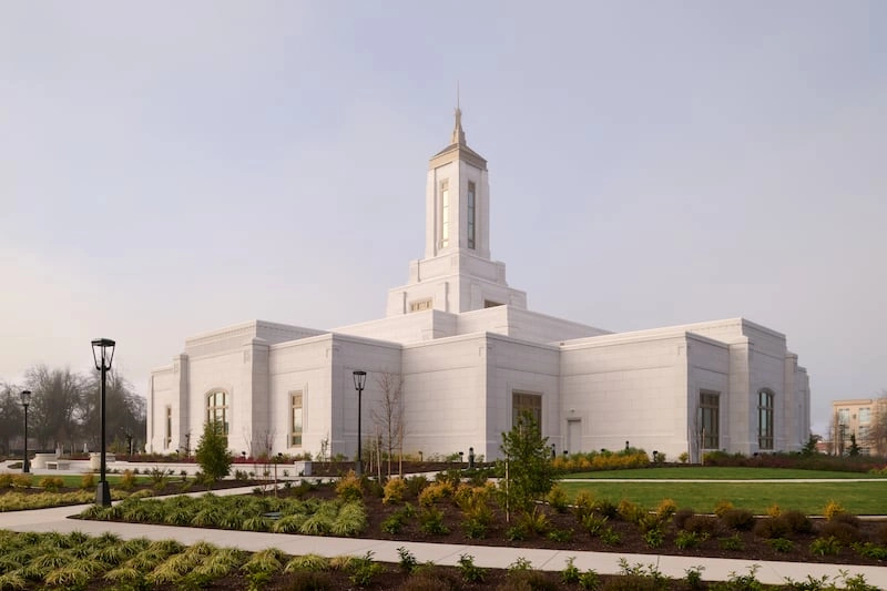 Doors open for public tours at Willamette Valley Oregon Temple ahead of dedication