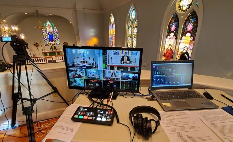Technology and the Global Church Spreading Faith in the Digital Age