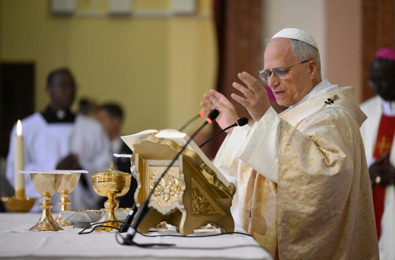 Pope Leo XIV Calls for Justice and Peace During Mass in Mongomo Equatorial Guinea