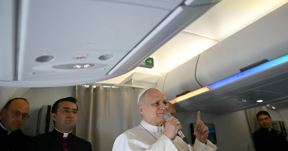 Pope Leo XIV Reaffirms Peace Message and Condemns War During Return Flight After Africa Visit