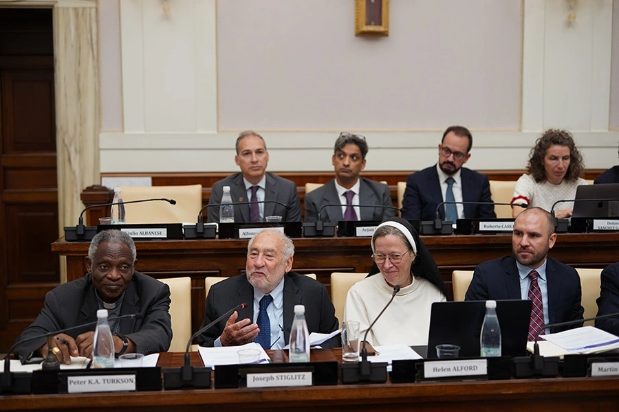 Vatican Finance Structure Faces Growing Pressure Amid Global Economic Shifts