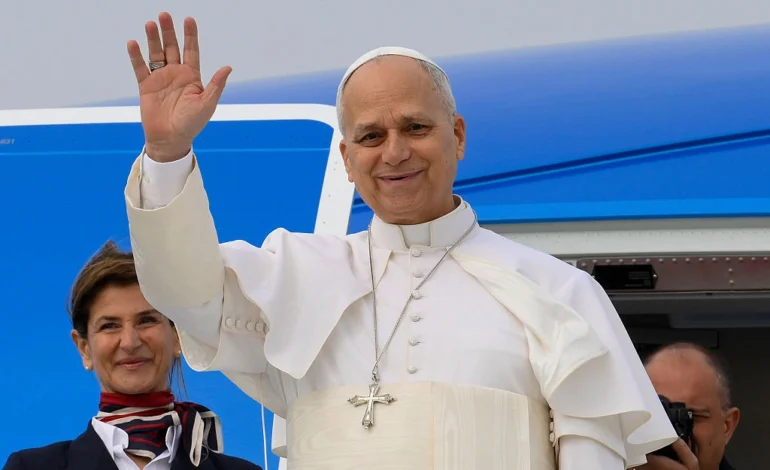 Pope Leo XIV Arrives in Cameroon for Second Leg of African Apostolic Journey